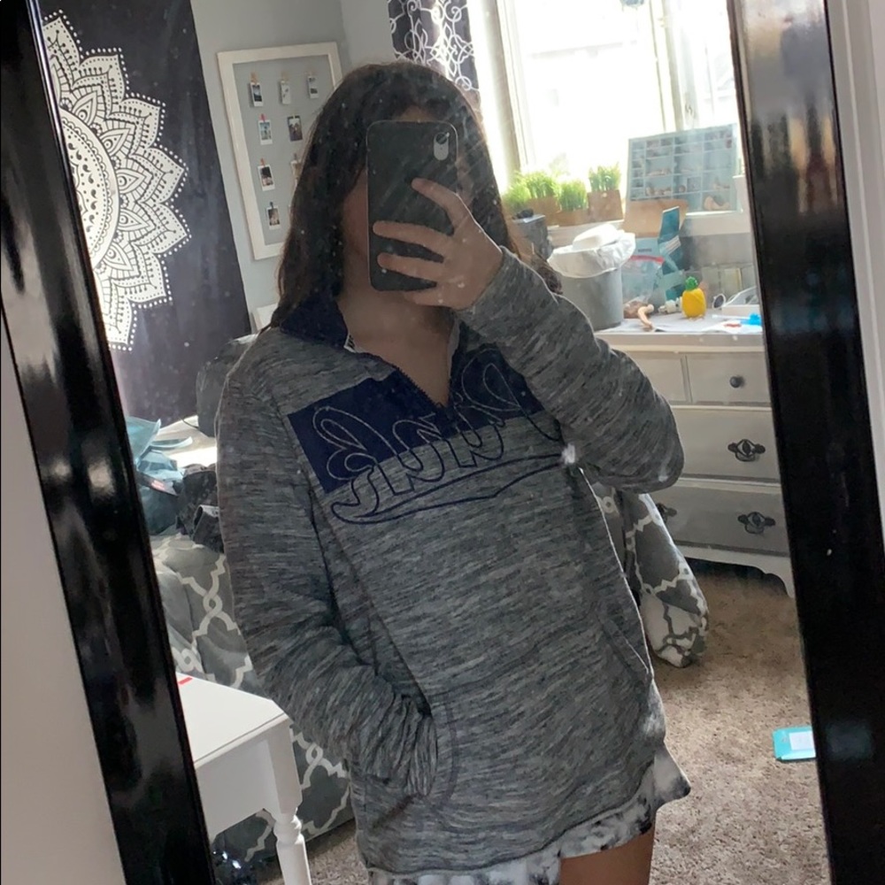 PINK Victoria’s Secret quarter zip